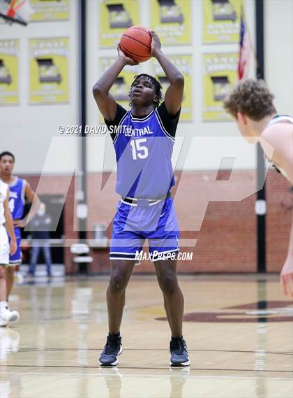 Thumbnail 2 in Central vs Rock Bridge (Summit Grill Shootout) photogallery.
