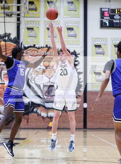 Thumbnail 3 in Central vs Rock Bridge (Summit Grill Shootout) photogallery.