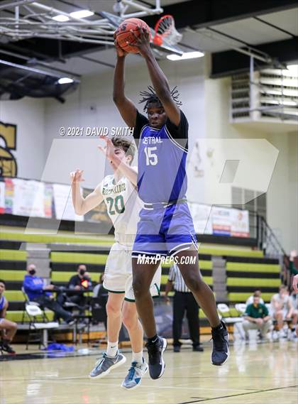 Thumbnail 2 in Central vs Rock Bridge (Summit Grill Shootout) photogallery.