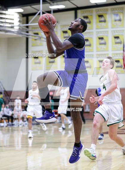 Thumbnail 3 in Central vs Rock Bridge (Summit Grill Shootout) photogallery.