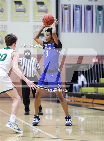 Thumbnail 2 in Central vs Rock Bridge (Summit Grill Shootout) photogallery.