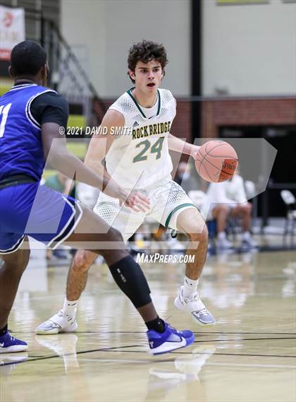Thumbnail 1 in Central vs Rock Bridge (Summit Grill Shootout) photogallery.
