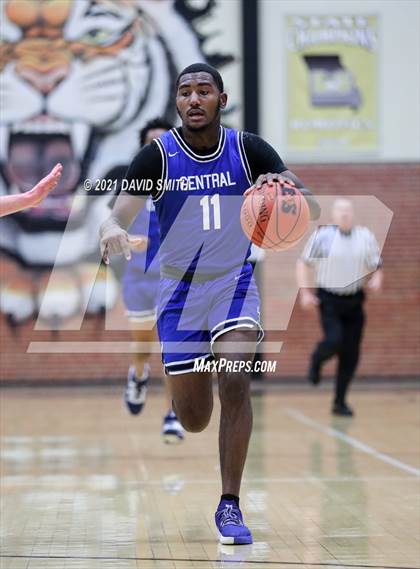 Thumbnail 3 in Central vs Rock Bridge (Summit Grill Shootout) photogallery.