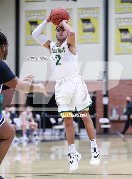 Thumbnail 1 in Central vs Rock Bridge (Summit Grill Shootout) photogallery.