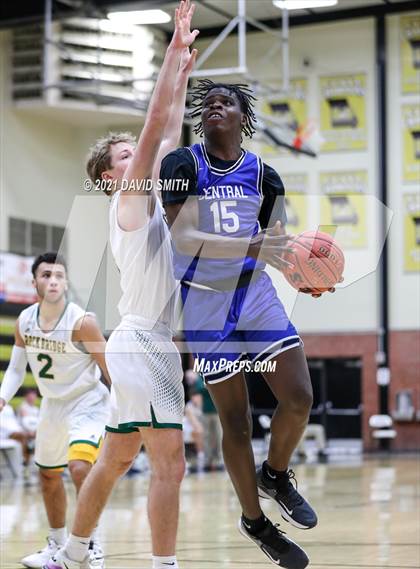Thumbnail 2 in Central vs Rock Bridge (Summit Grill Shootout) photogallery.
