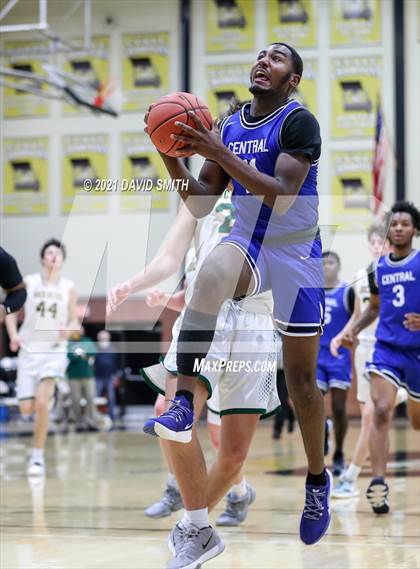 Thumbnail 1 in Central vs Rock Bridge (Summit Grill Shootout) photogallery.