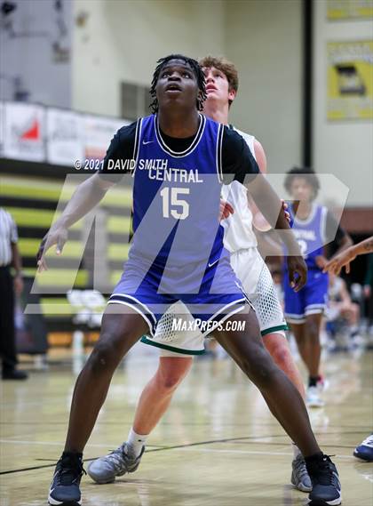 Thumbnail 1 in Central vs Rock Bridge (Summit Grill Shootout) photogallery.