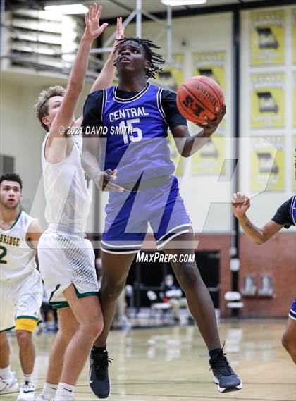 Thumbnail 3 in Central vs Rock Bridge (Summit Grill Shootout) photogallery.
