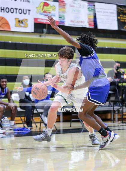 Thumbnail 1 in Central vs Rock Bridge (Summit Grill Shootout) photogallery.