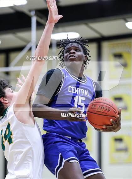 Thumbnail 3 in Central vs Rock Bridge (Summit Grill Shootout) photogallery.
