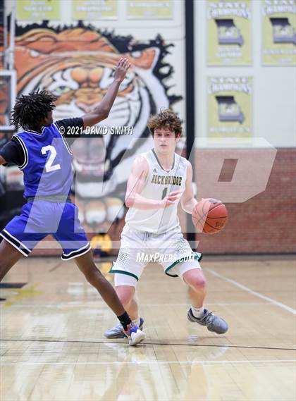 Thumbnail 3 in Central vs Rock Bridge (Summit Grill Shootout) photogallery.
