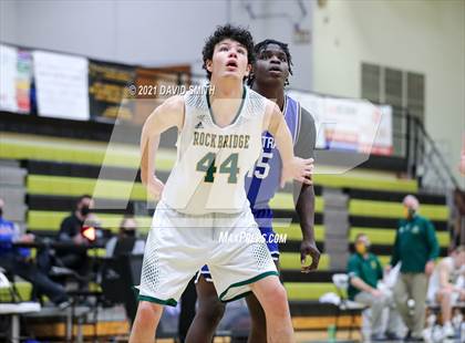 Thumbnail 1 in Central vs Rock Bridge (Summit Grill Shootout) photogallery.