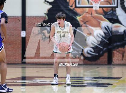 Thumbnail 1 in Central vs Rock Bridge (Summit Grill Shootout) photogallery.