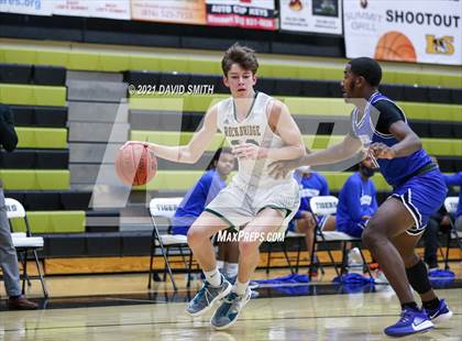 Thumbnail 3 in Central vs Rock Bridge (Summit Grill Shootout) photogallery.
