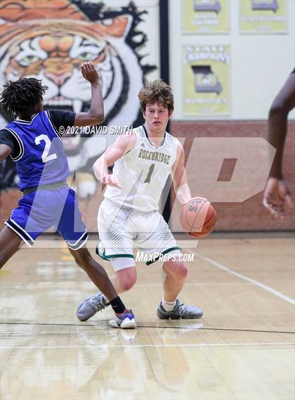 Thumbnail 1 in Central vs Rock Bridge (Summit Grill Shootout) photogallery.