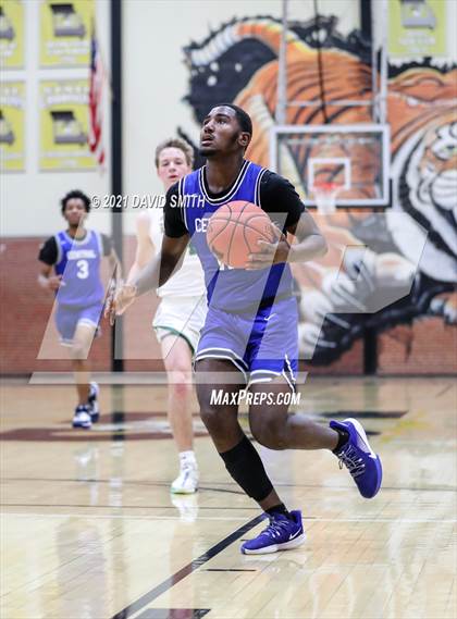 Thumbnail 2 in Central vs Rock Bridge (Summit Grill Shootout) photogallery.