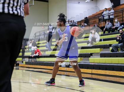Thumbnail 3 in Central vs Rock Bridge (Summit Grill Shootout) photogallery.