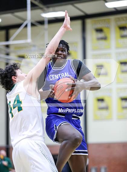 Thumbnail 2 in Central vs Rock Bridge (Summit Grill Shootout) photogallery.