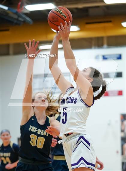 Thumbnail 1 in Tri-West Hendricks vs. Greencastle (IHSAA 3A Sectional 1st Round) photogallery.