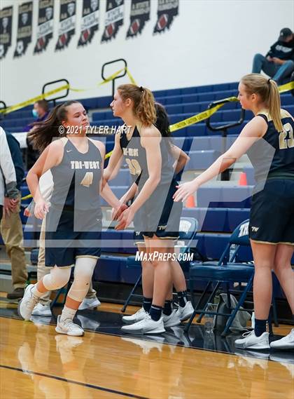 Thumbnail 1 in Tri-West Hendricks vs. Greencastle (IHSAA 3A Sectional 1st Round) photogallery.