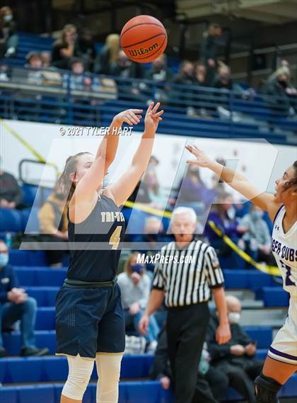 Thumbnail 1 in Tri-West Hendricks vs. Greencastle (IHSAA 3A Sectional 1st Round) photogallery.