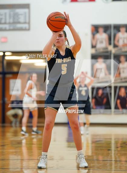 Thumbnail 3 in Tri-West Hendricks vs. Greencastle (IHSAA 3A Sectional 1st Round) photogallery.