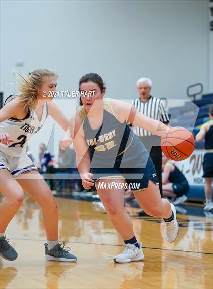 Thumbnail 2 in Tri-West Hendricks vs. Greencastle (IHSAA 3A Sectional 1st Round) photogallery.