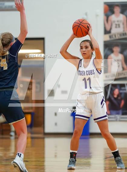 Thumbnail 3 in Tri-West Hendricks vs. Greencastle (IHSAA 3A Sectional 1st Round) photogallery.