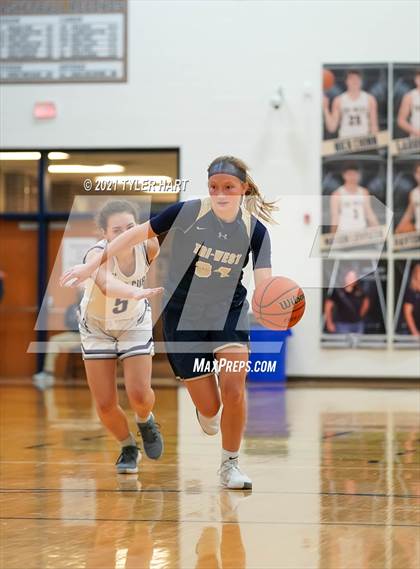Thumbnail 3 in Tri-West Hendricks vs. Greencastle (IHSAA 3A Sectional 1st Round) photogallery.