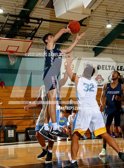 Thumbnail 1 in Center vs Freedom (Adidas Challenge) photogallery.
