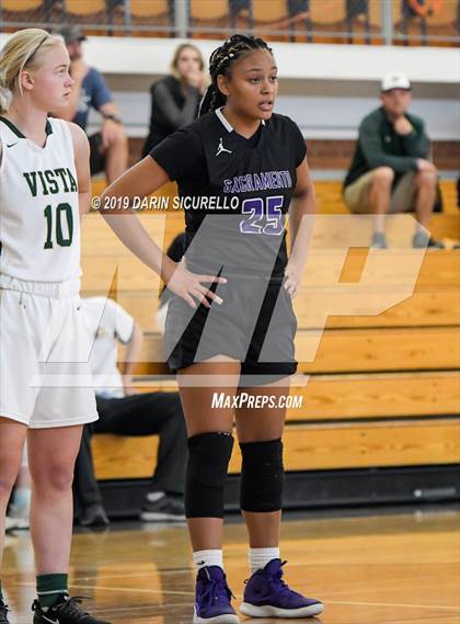 Thumbnail 2 in Sacramento vs. Mountain Vista (NIKE Tournament of Champions) photogallery.