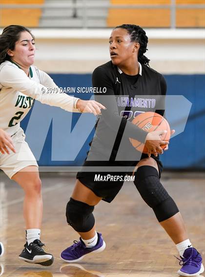 Thumbnail 3 in Sacramento vs. Mountain Vista (NIKE Tournament of Champions) photogallery.