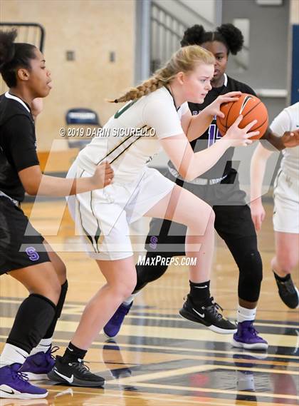 Thumbnail 1 in Sacramento vs. Mountain Vista (NIKE Tournament of Champions) photogallery.