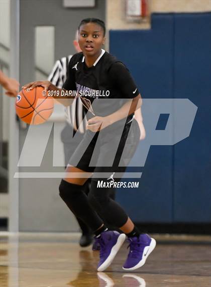 Thumbnail 1 in Sacramento vs. Mountain Vista (NIKE Tournament of Champions) photogallery.