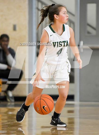 Thumbnail 2 in Sacramento vs. Mountain Vista (NIKE Tournament of Champions) photogallery.