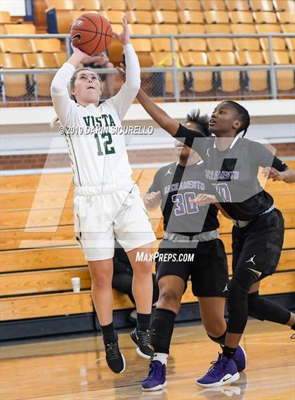 Thumbnail 2 in Sacramento vs. Mountain Vista (NIKE Tournament of Champions) photogallery.