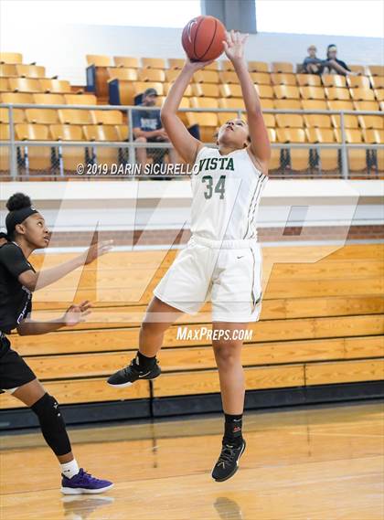 Thumbnail 2 in Sacramento vs. Mountain Vista (NIKE Tournament of Champions) photogallery.