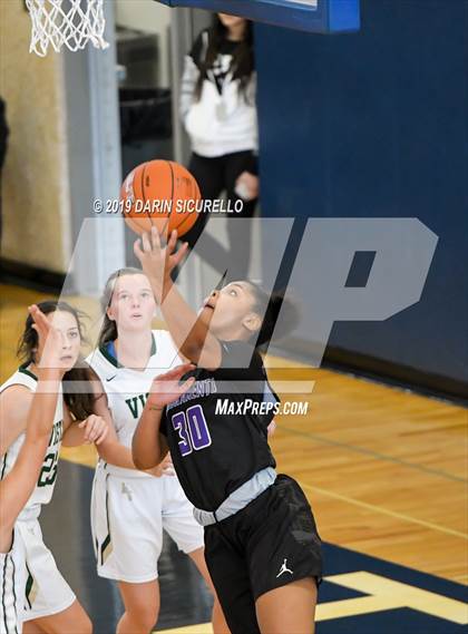Thumbnail 3 in Sacramento vs. Mountain Vista (NIKE Tournament of Champions) photogallery.