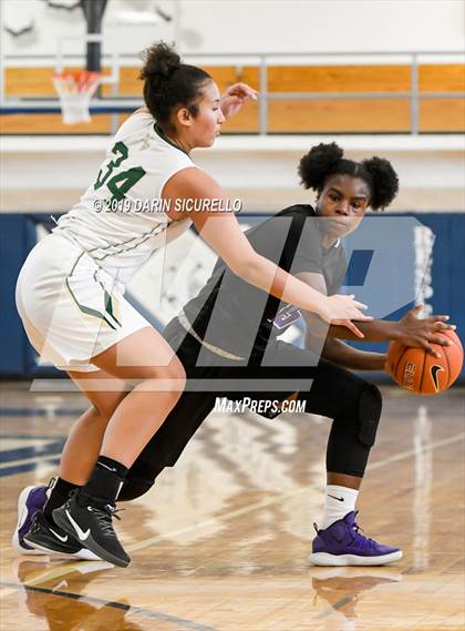 Thumbnail 1 in Sacramento vs. Mountain Vista (NIKE Tournament of Champions) photogallery.