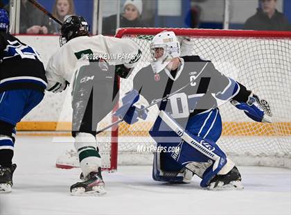 Thumbnail 2 in Darien vs. Northwest Catholic (CIAC D1 Quarterfinal) photogallery.
