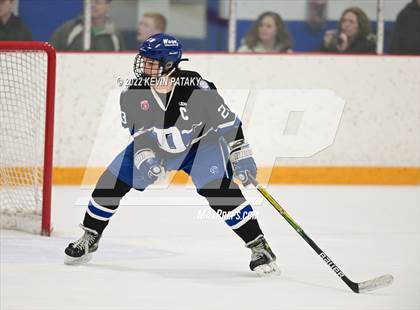 Thumbnail 2 in Darien vs. Northwest Catholic (CIAC D1 Quarterfinal) photogallery.