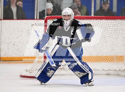 Thumbnail 3 in Darien vs. Northwest Catholic (CIAC D1 Quarterfinal) photogallery.