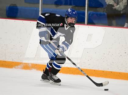 Thumbnail 2 in Darien vs. Northwest Catholic (CIAC D1 Quarterfinal) photogallery.