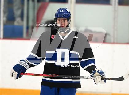 Thumbnail 3 in Darien vs. Northwest Catholic (CIAC D1 Quarterfinal) photogallery.