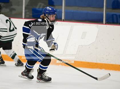 Thumbnail 3 in Darien vs. Northwest Catholic (CIAC D1 Quarterfinal) photogallery.