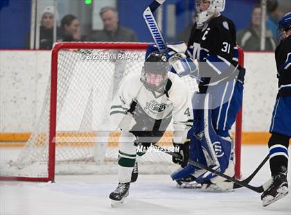 Thumbnail 3 in Darien vs. Northwest Catholic (CIAC D1 Quarterfinal) photogallery.