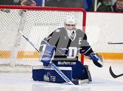 Thumbnail 3 in Darien vs. Northwest Catholic (CIAC D1 Quarterfinal) photogallery.
