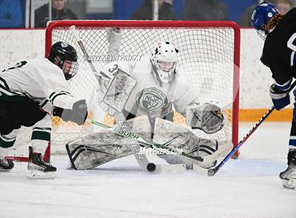 Thumbnail 2 in Darien vs. Northwest Catholic (CIAC D1 Quarterfinal) photogallery.