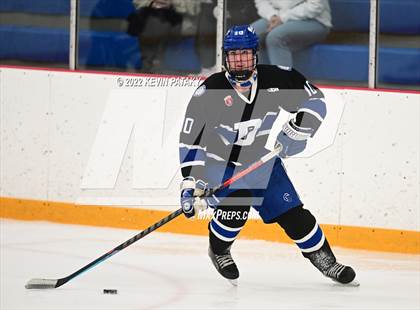 Thumbnail 3 in Darien vs. Northwest Catholic (CIAC D1 Quarterfinal) photogallery.