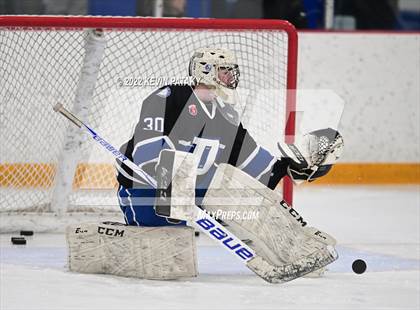 Thumbnail 2 in Darien vs. Northwest Catholic (CIAC D1 Quarterfinal) photogallery.